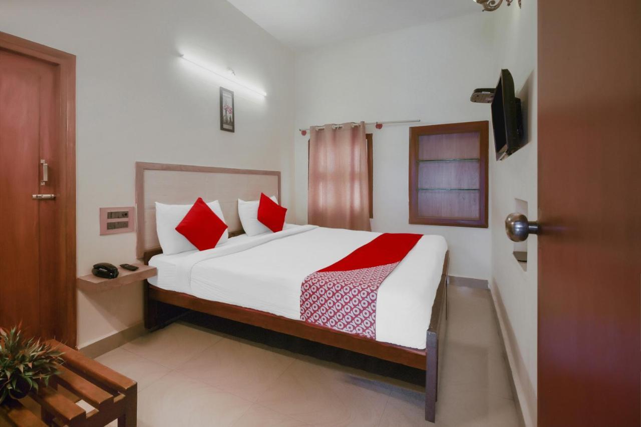 Kaveri Hotel Bed & Breakfast Mysore Exterior photo